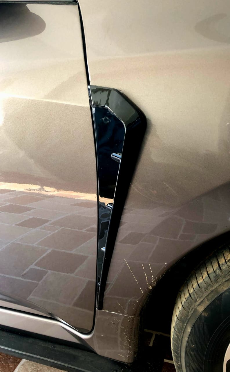 Honda Civic Type R Fender Vent /universal gloss black