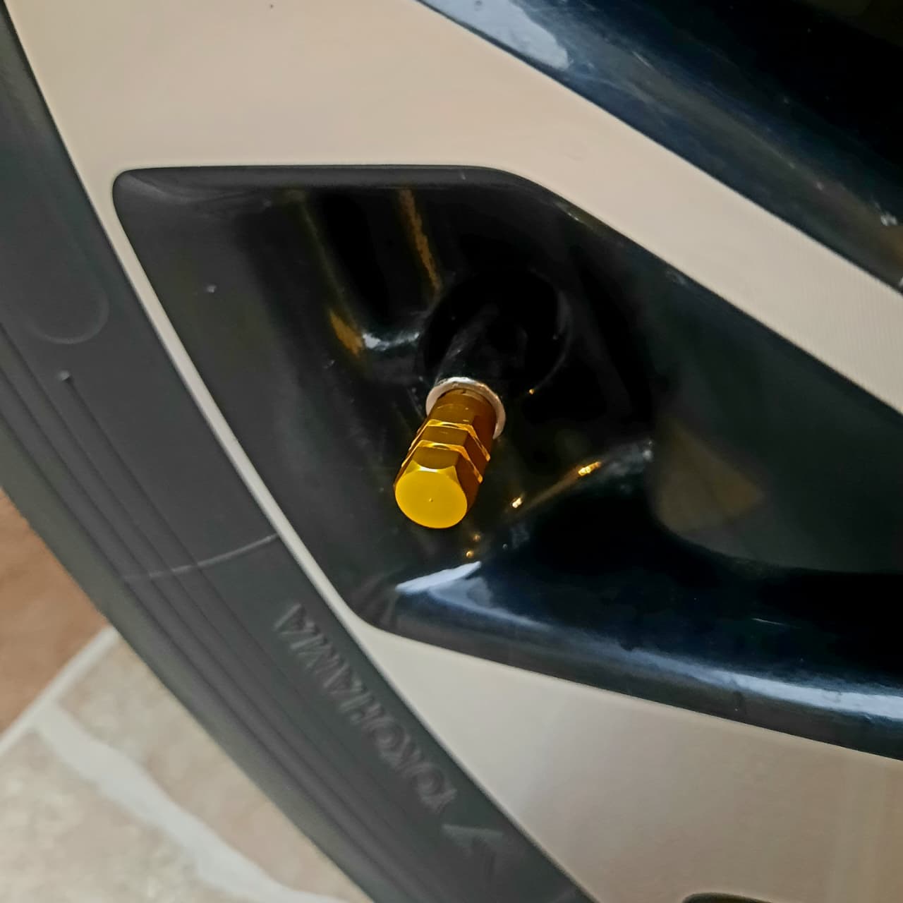 Tire valve cap gold